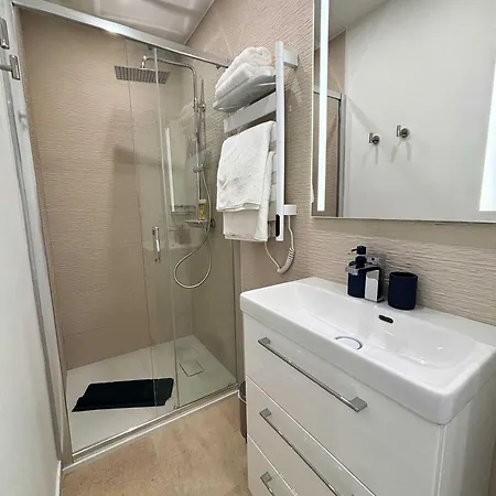 Barbara By The 2bed 2baths Διαμέρισμα Κάννες